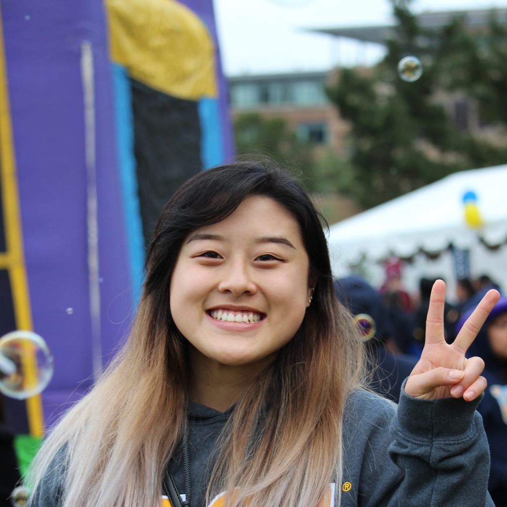 Meet your Posher, Kelly